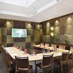 Hotel Rochester Champs Elysees Parigi