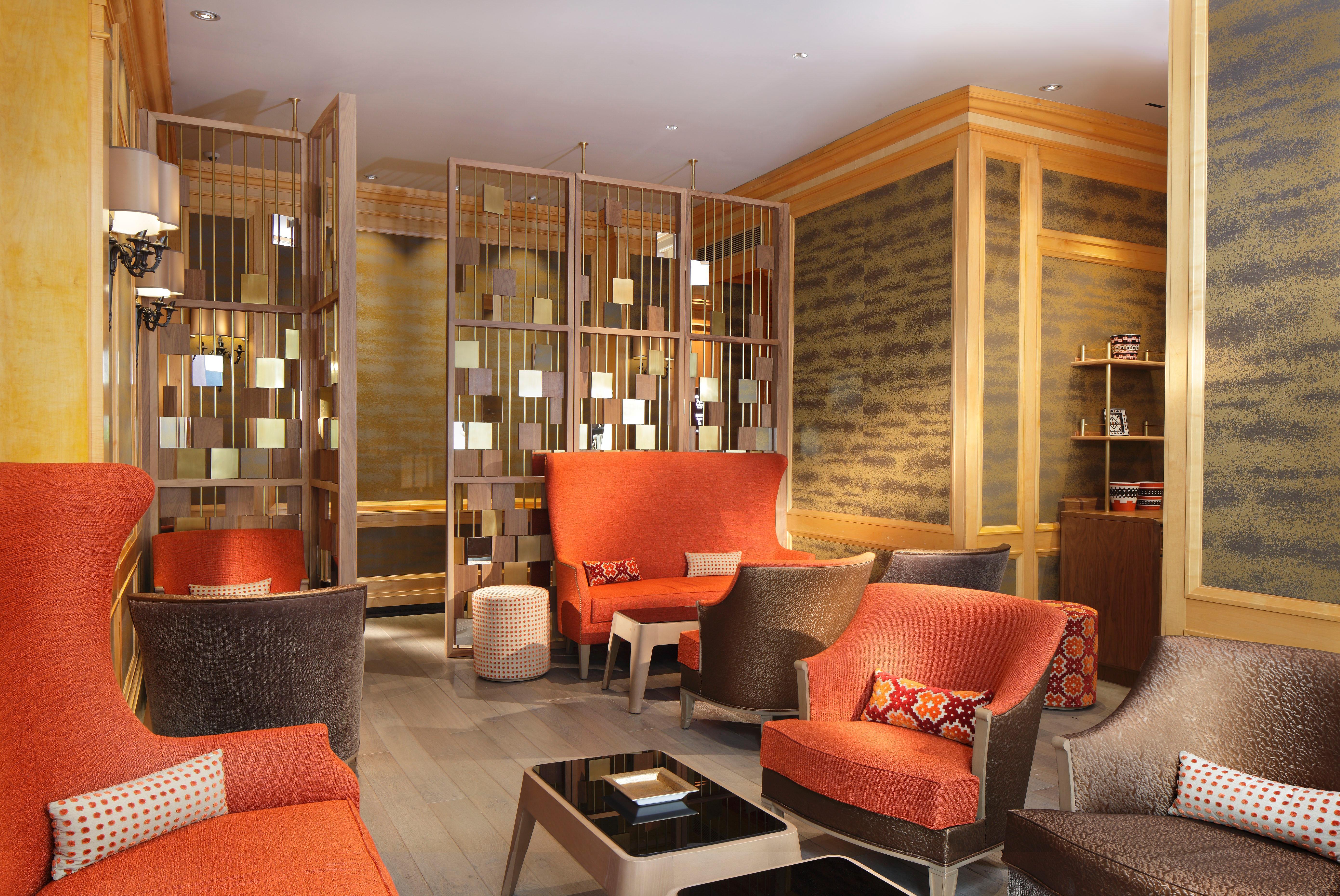 Hotel Rochester Champs Elysees Parigi