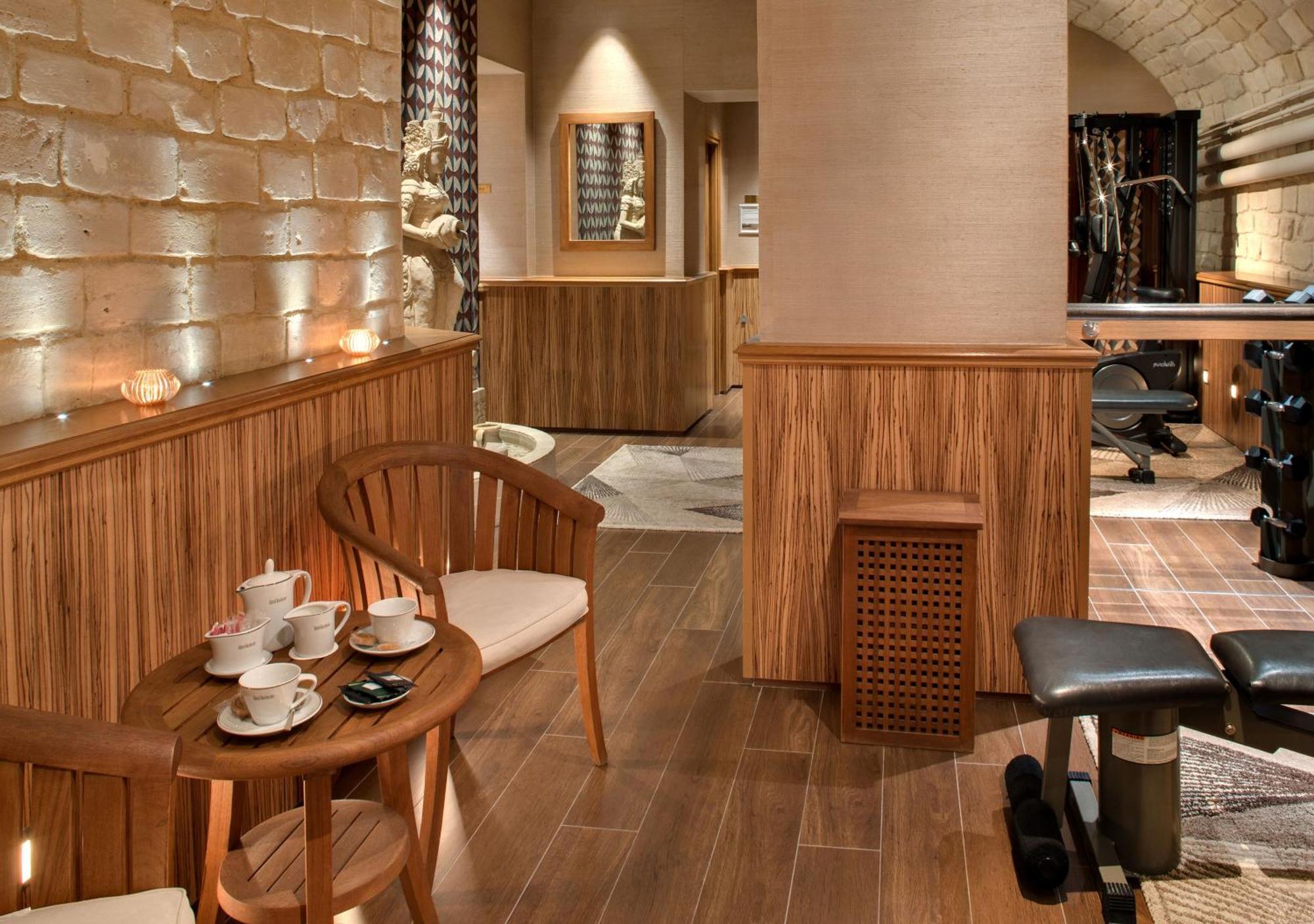 Rochester Champs Elysees