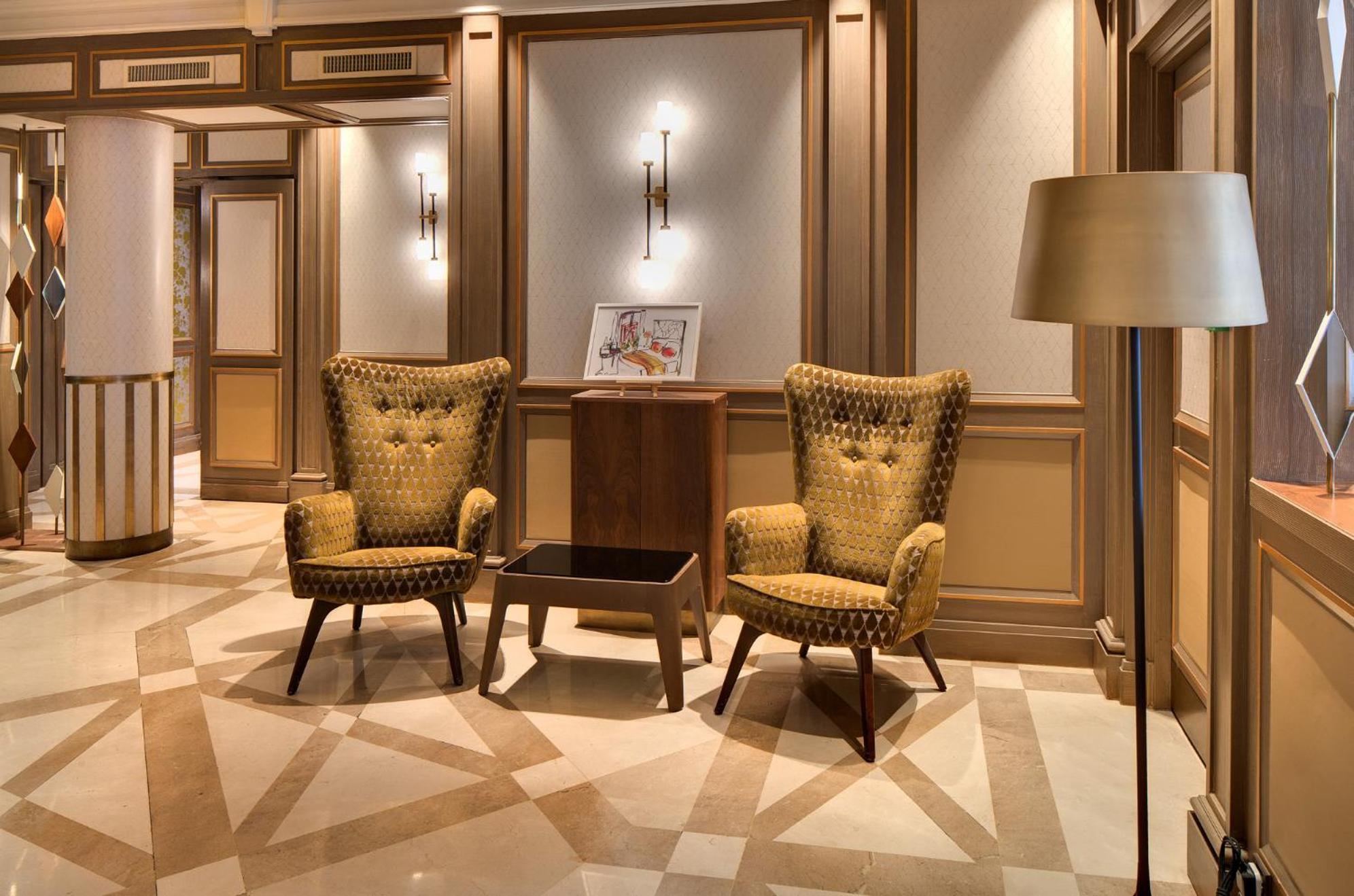 Rochester Champs Elysees Hotel 4*