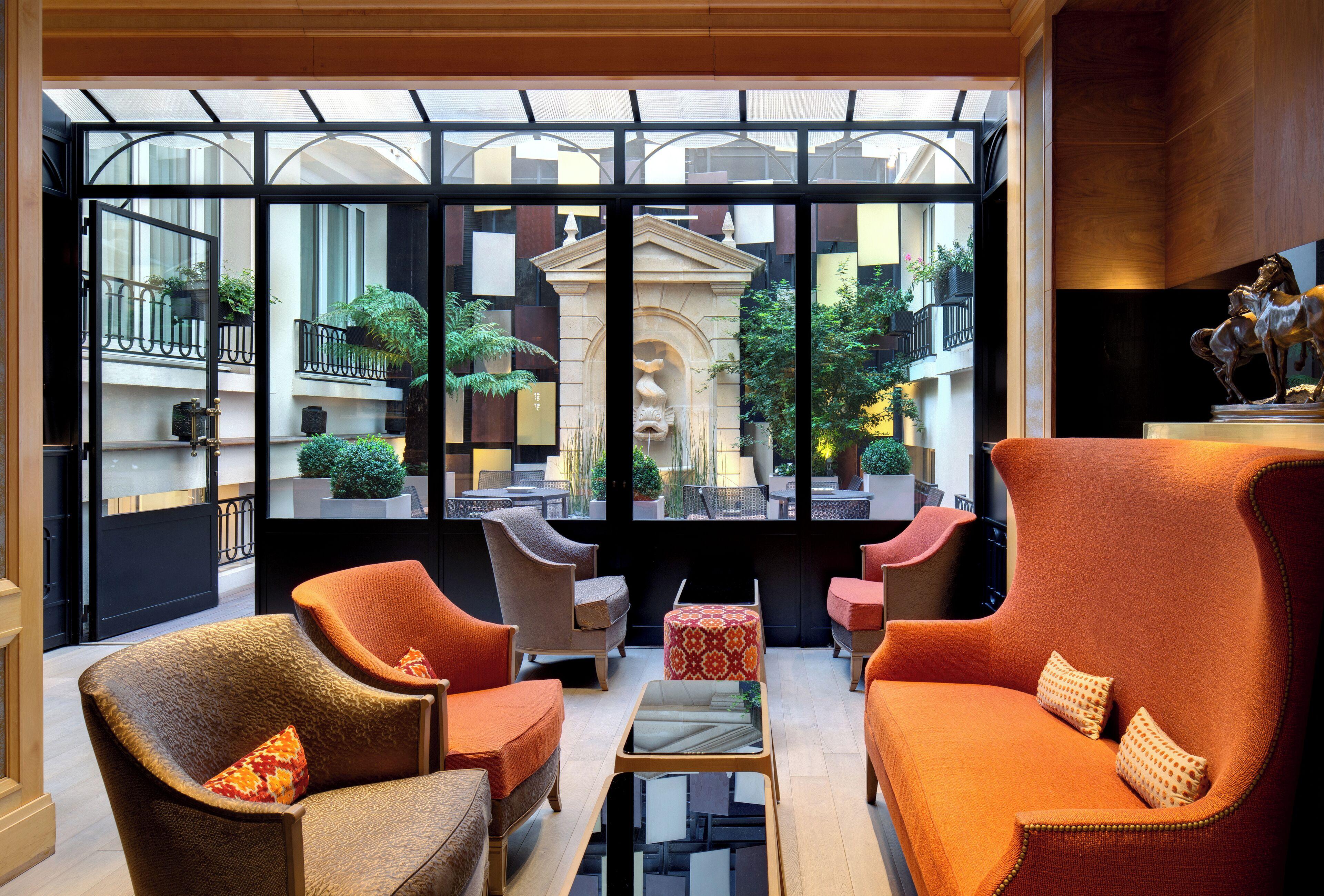 Rochester Champs Elysees Hotel 4*