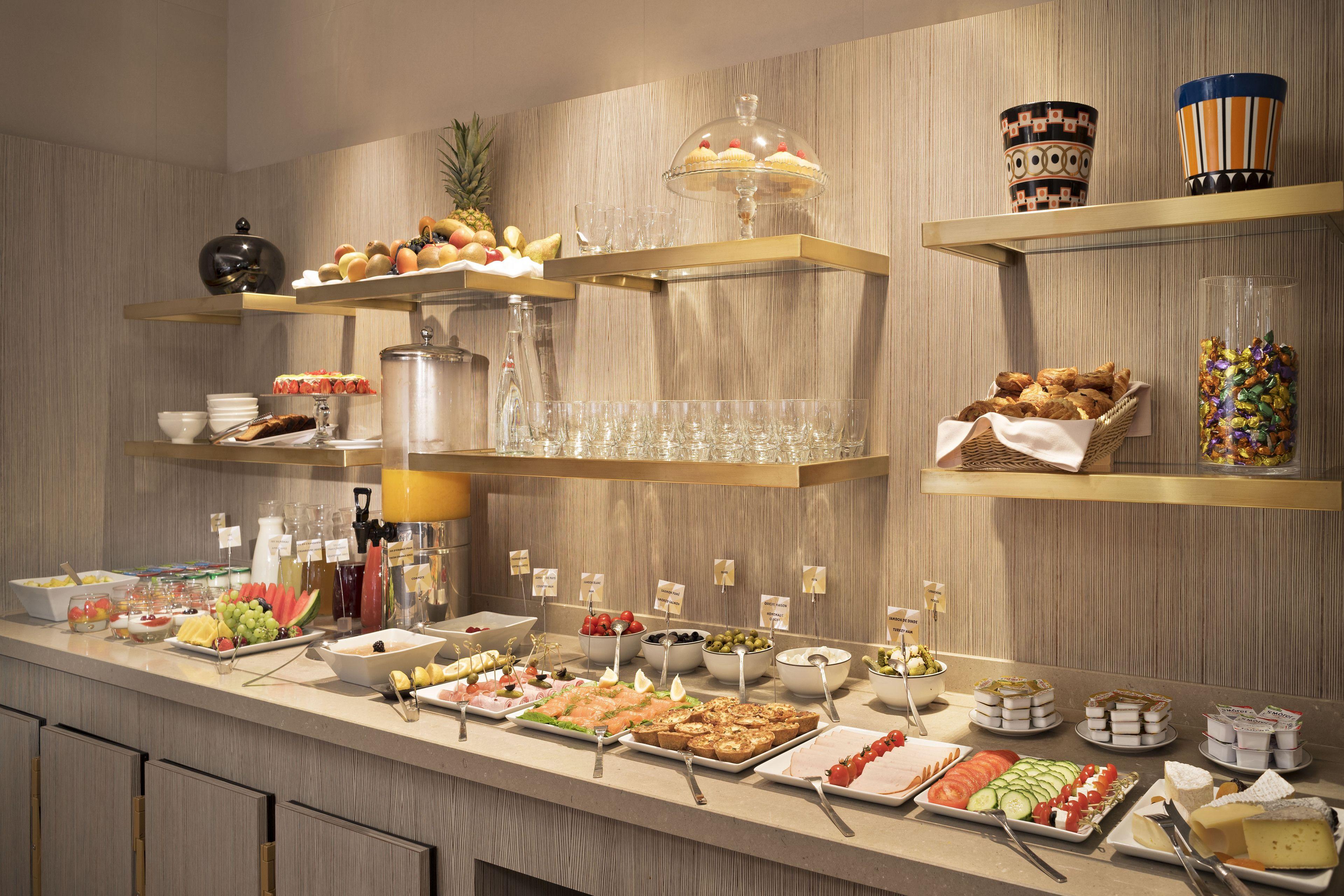 Rochester Champs Elysees Hotel